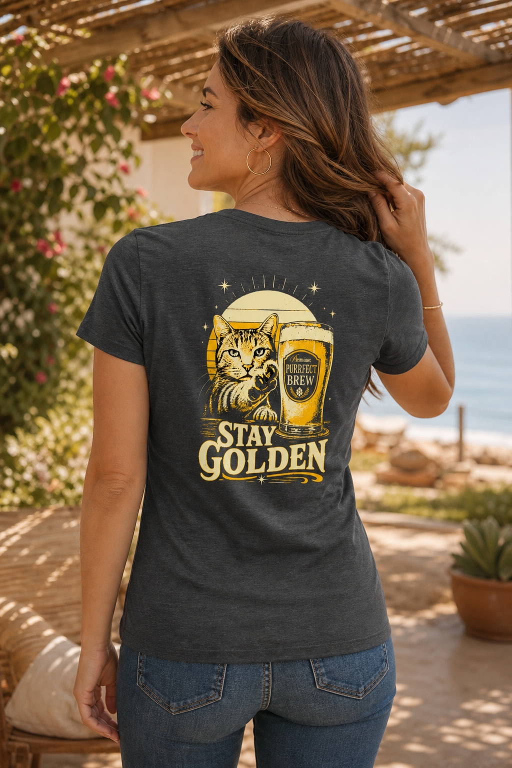 Stay Golden Graphic T-Shirt